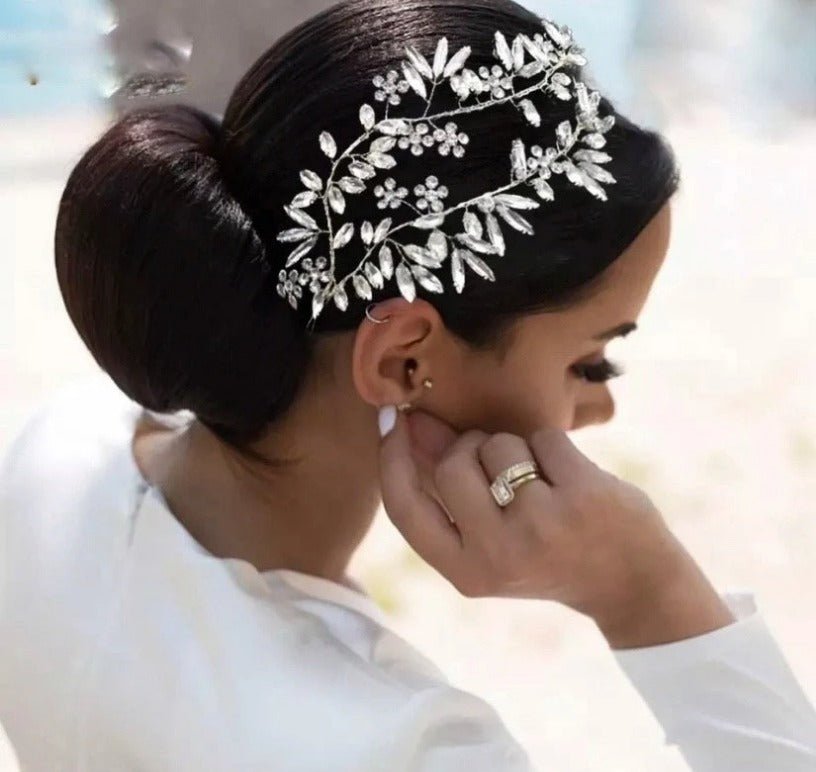 CORA silver factory bridal hair piece. Wedding hair accessory.